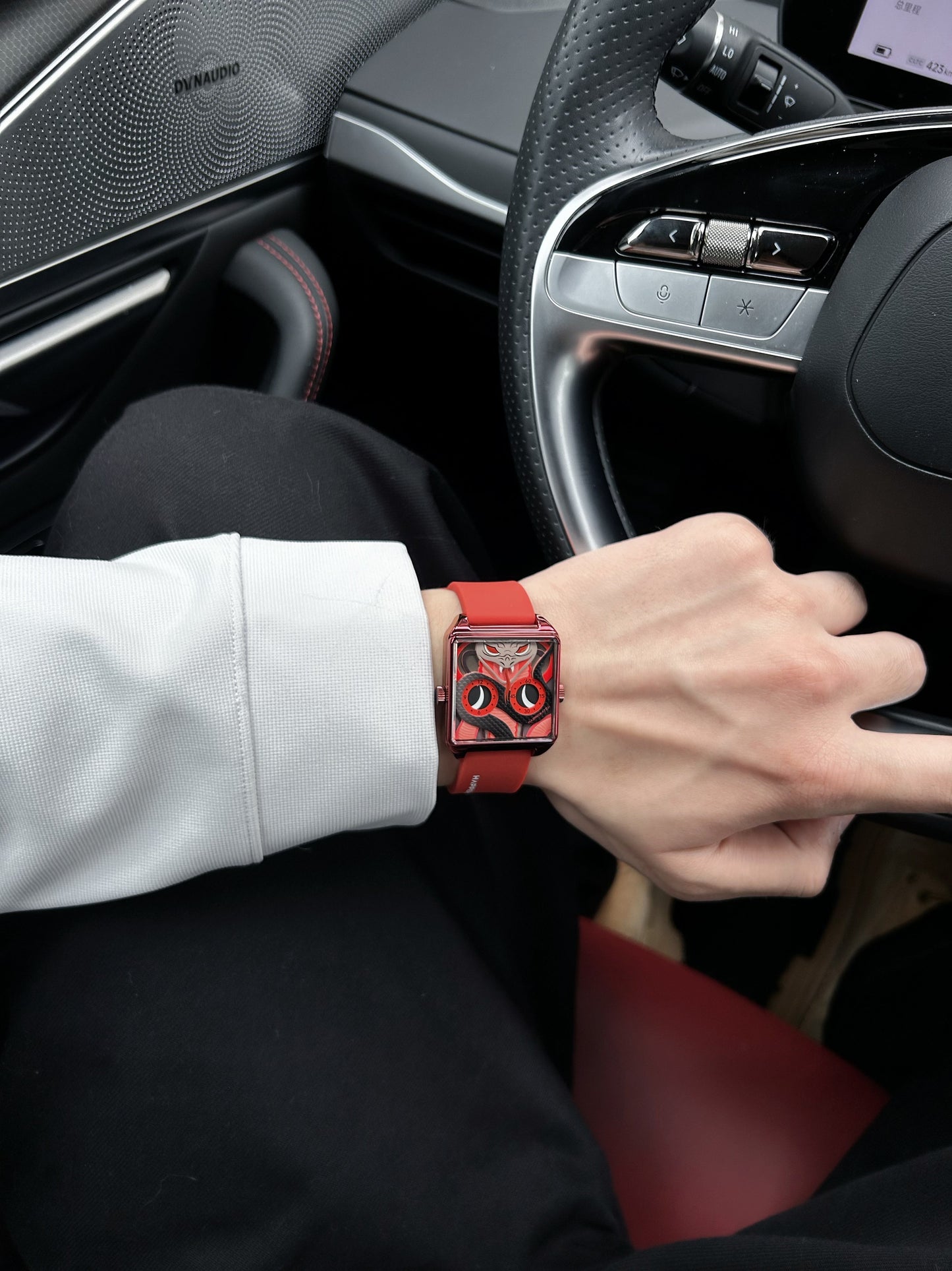 HappieWatch Medusa Crimson Edition: The Power of Desire