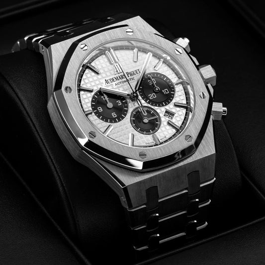 Audemars Piguet Royal Oak 26331ST.OO.1220ST.03 Selfwinding Chronograph Stainless Steel White Dial (2020)