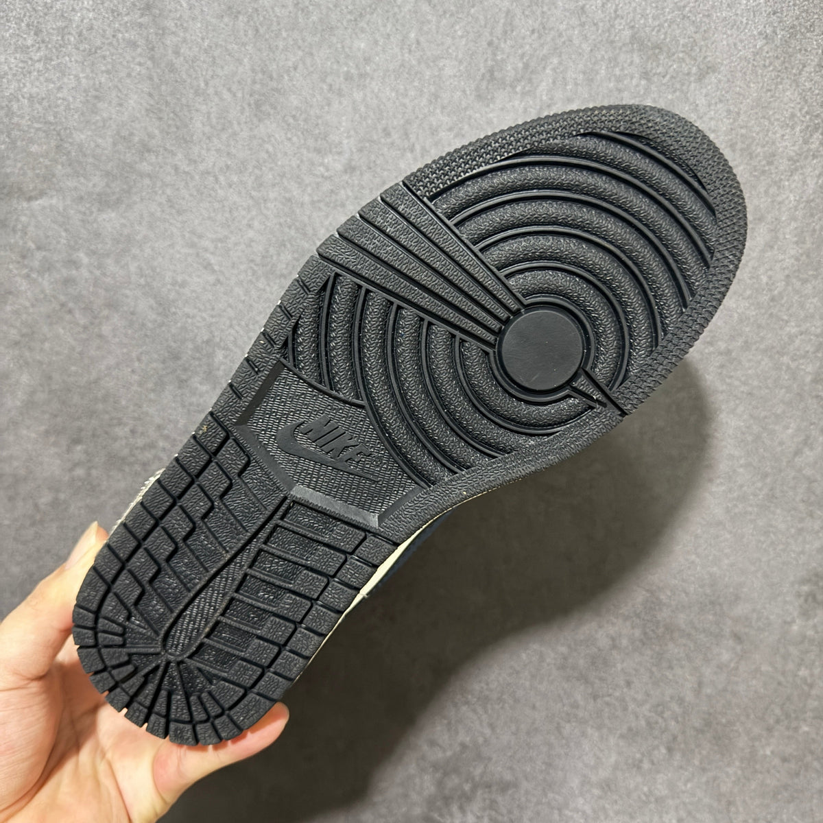 Air Jordan 1 Low-553558 081