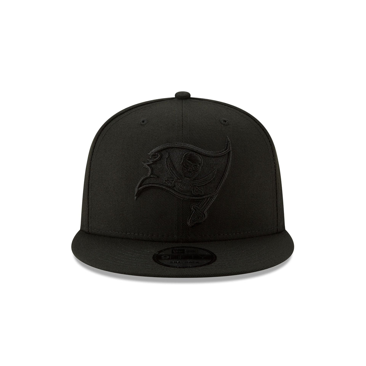 Tampa Bay Buccaneers Basic Black on Black 9FIFTY Snapback