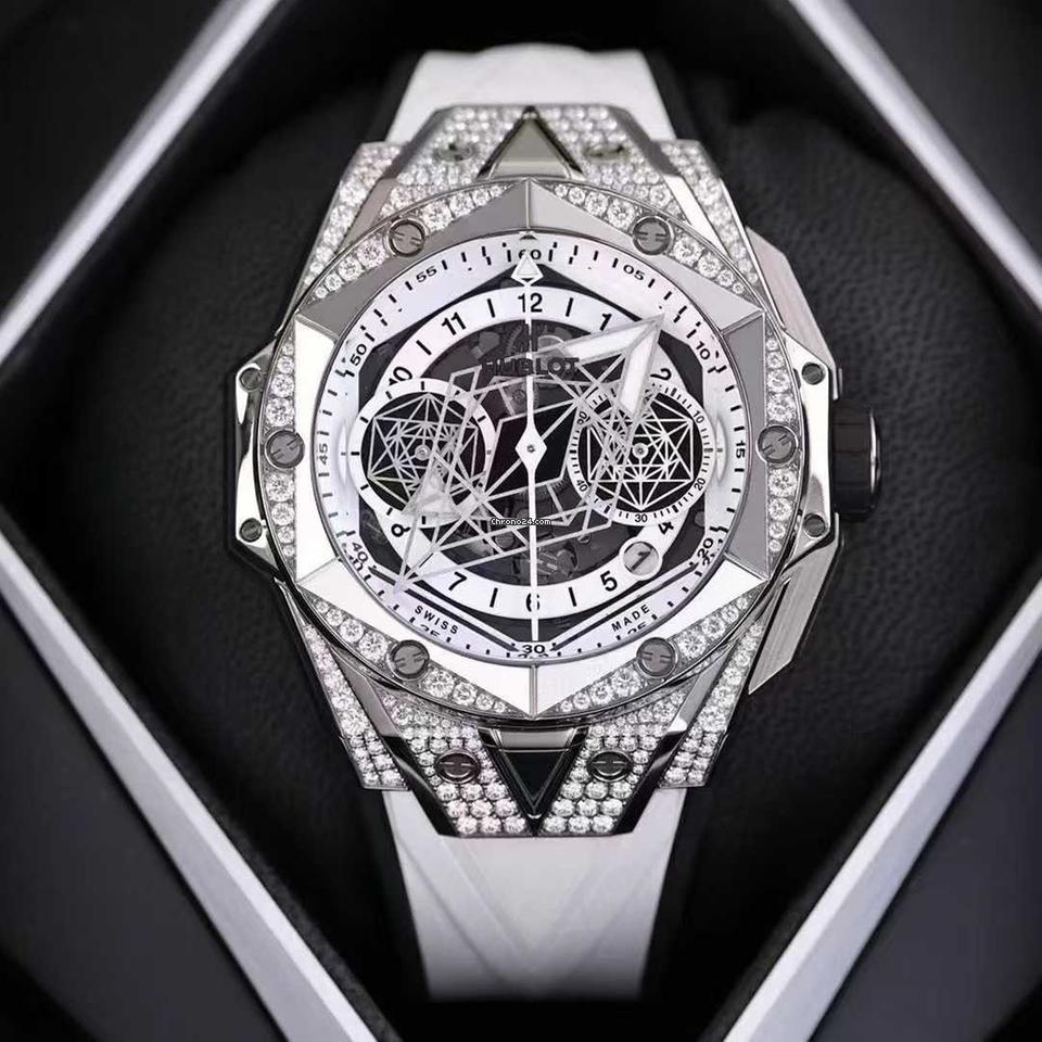 Automatic  White Pavé Dial Men-s Watch 45mm 418.NX.2001.RX.1604.MXM20