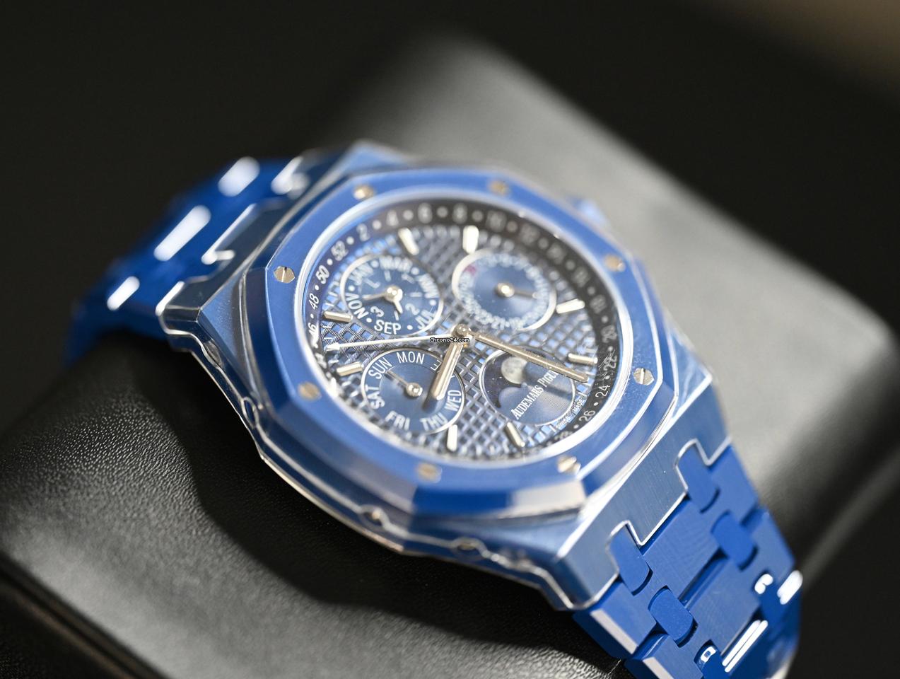 Audemars Piguet Royal Oak Perpetual Calendar 26579CS.OO.1225CS.01 Blue Ceramic Blue Dial