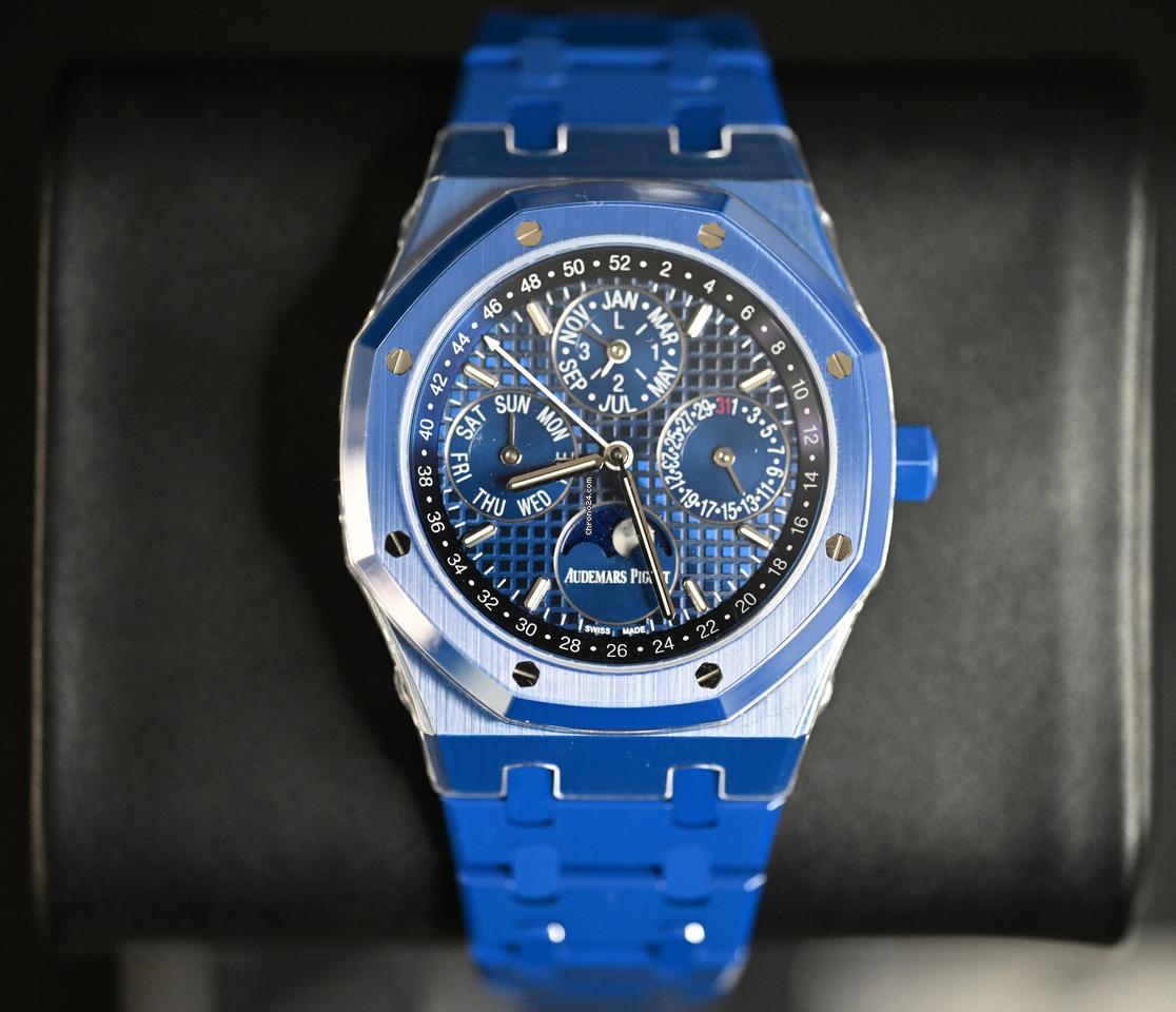 Audemars Piguet Royal Oak Perpetual Calendar 26579CS.OO.1225CS.01 Blue Ceramic Blue Dial