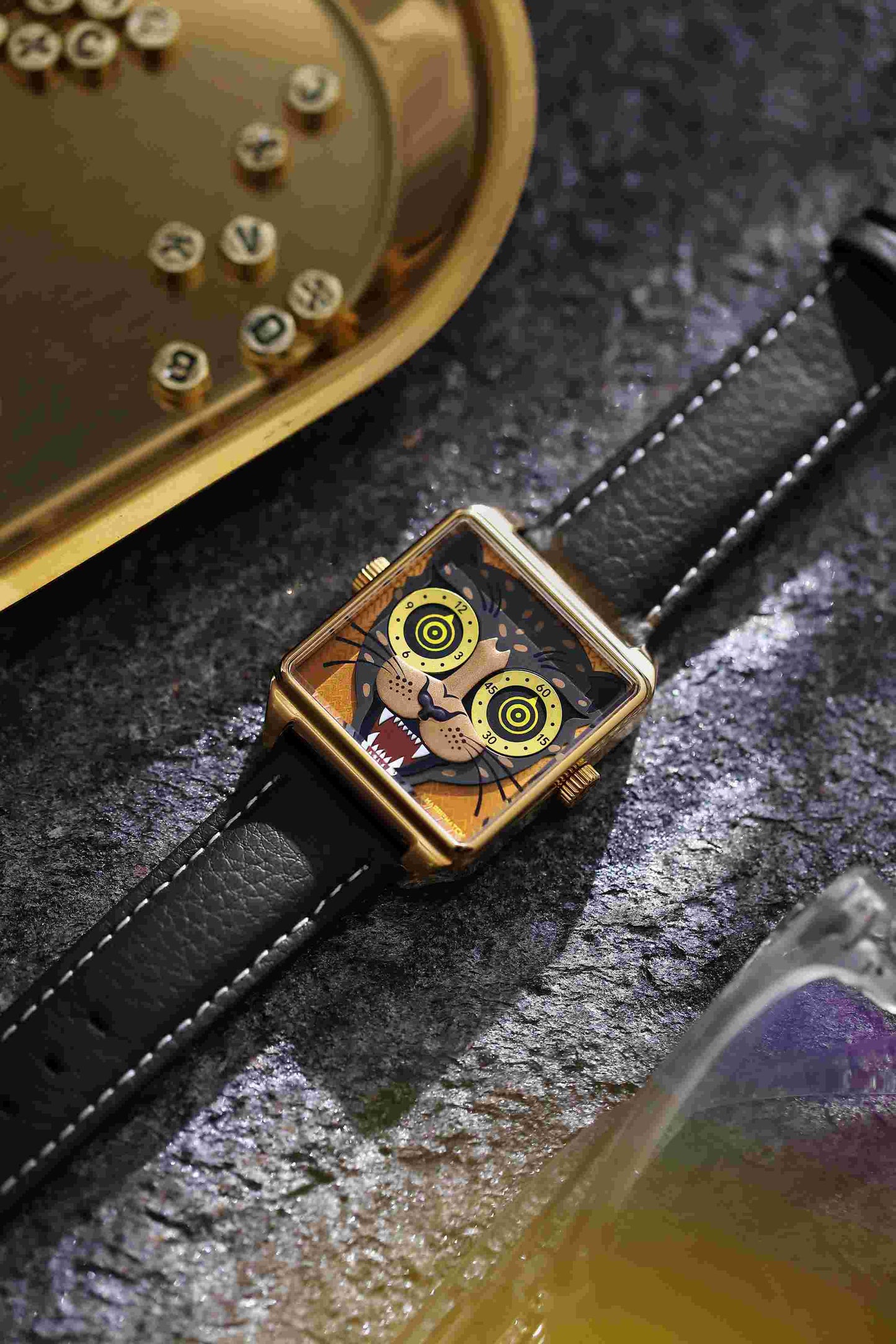 HappieWatch Panther Shadow – A Statement of Silent Confidence