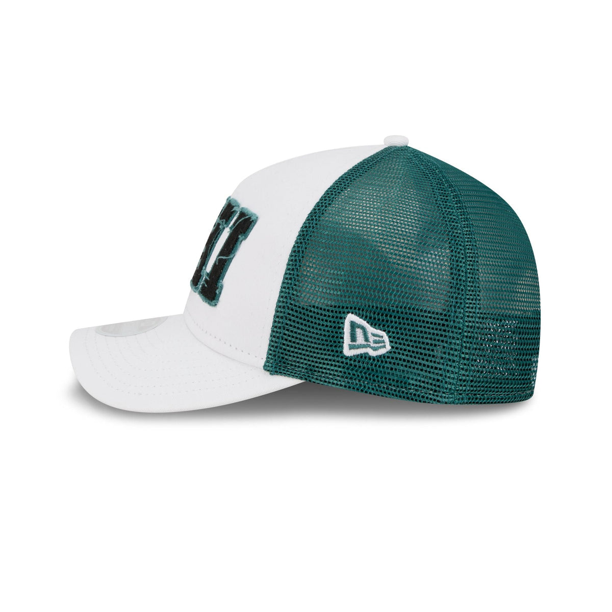 Philadelphia Eagles Optic White Felt Logo Women's 9FORTY M-Crown A-Frame Trucker Hat