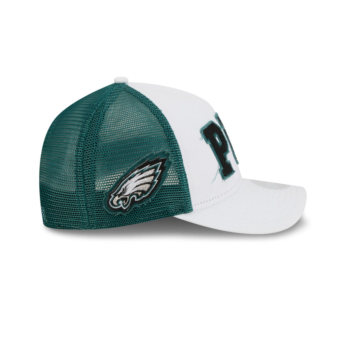 Philadelphia Eagles Optic White Felt Logo Women's 9FORTY M-Crown A-Frame Trucker Hat