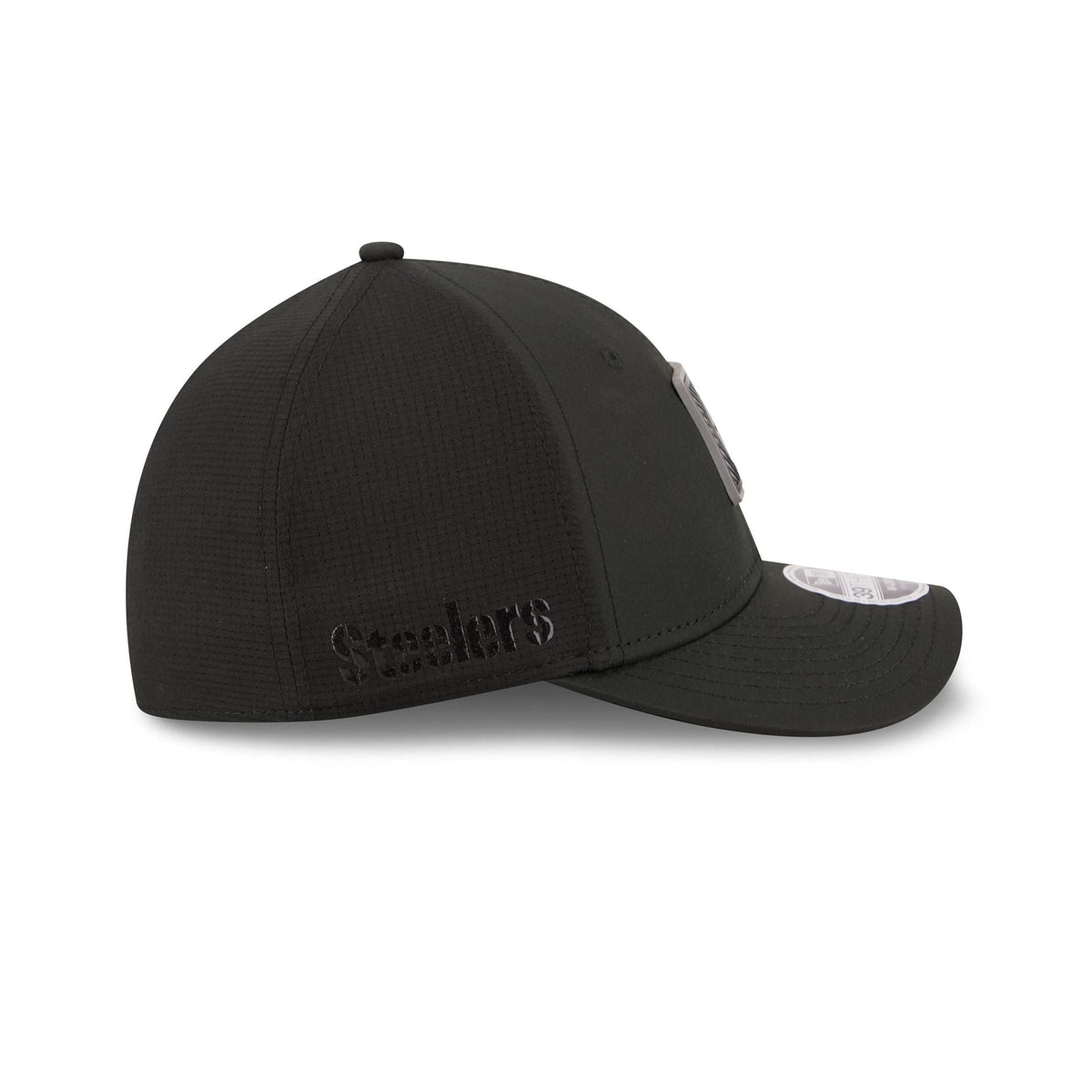 Pittsburgh Steelers 2026 Training Black 39THIRTY M-Crown Stretch-Fit Hat