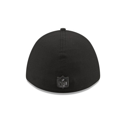 San Francisco 49ers 2026 Training Black 39THIRTY M-Crown Stretch-Fit Hat