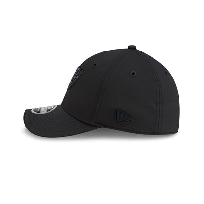 Philadelphia Eagles 2026 Sideline Black 39THIRTY M-Crown Stretch Fit Hat