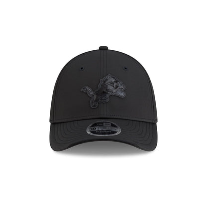 Detroit Lions 2026 Sideline Black 39THIRTY M-Crown Stretch Fit Hat