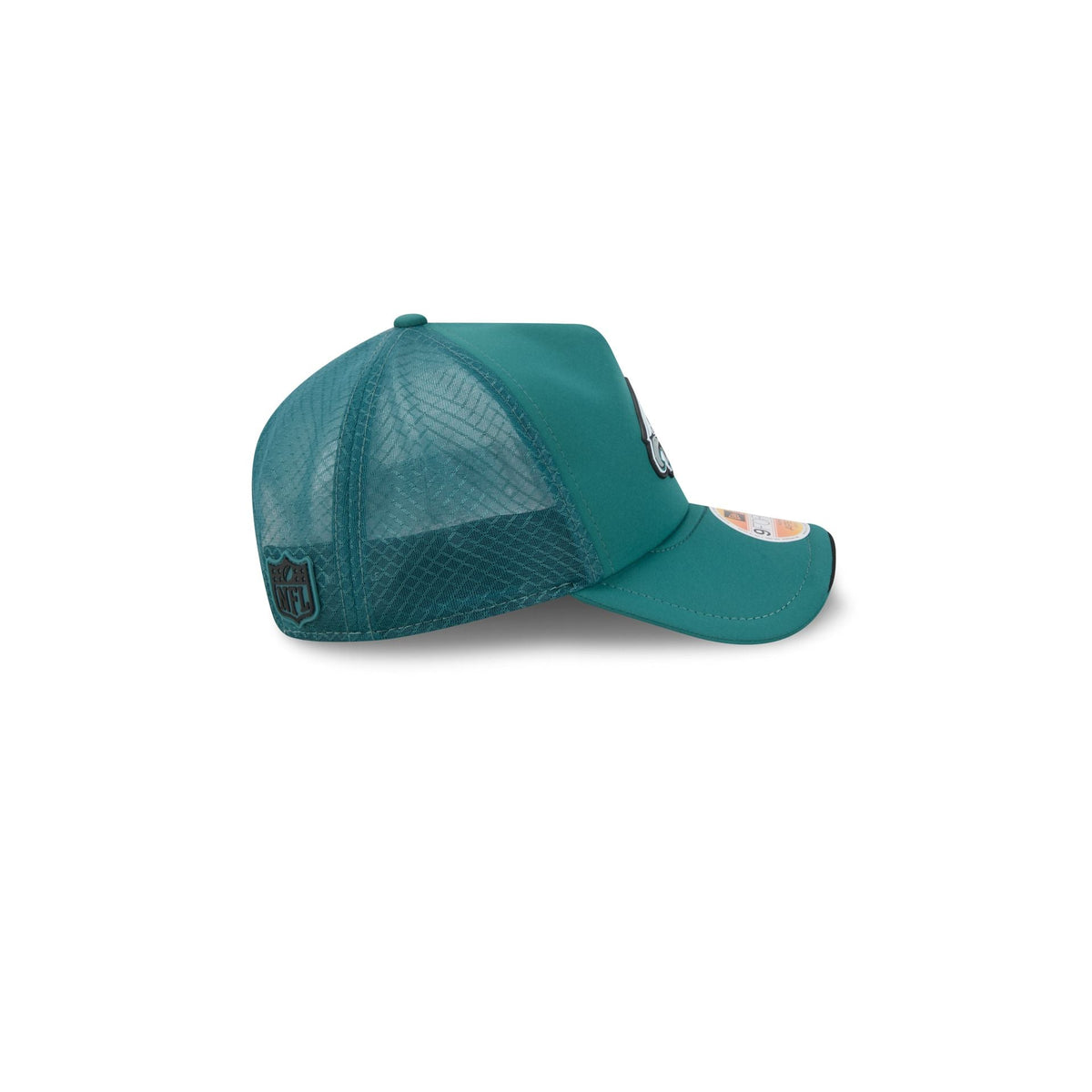 Philadelphia Eagles 2026 Sideline Kids 9FORTY APEX Trucker Hat