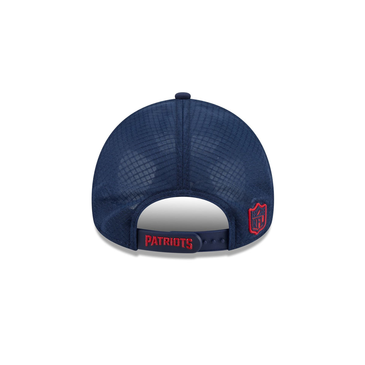 New England Patriots 2026 Sideline 9FORTY APEX Trucker Hat