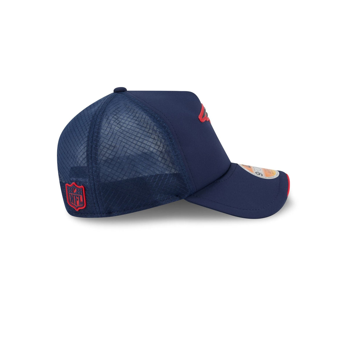 New England Patriots 2026 Sideline 9FORTY APEX Trucker Hat