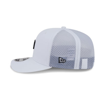 Detroit Lions Mini Badge 9SEVENTY Trucker Hat