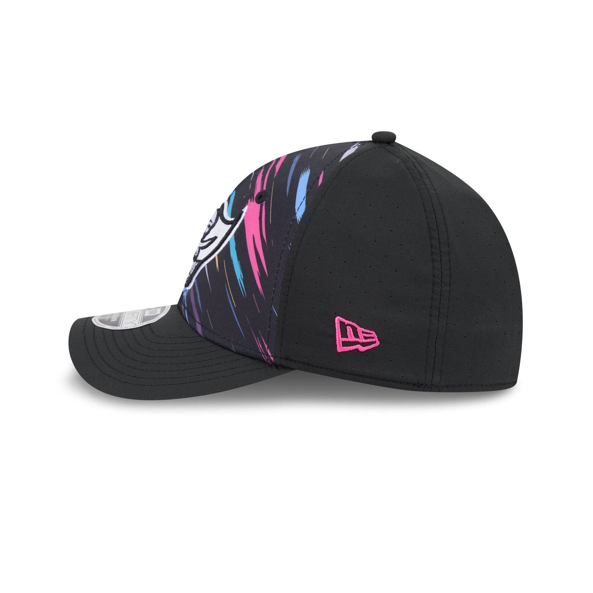 Tampa Bay Buccaneers 2026 Crucial Catch 39THIRTY M-Crown Stretch Fit Hat
