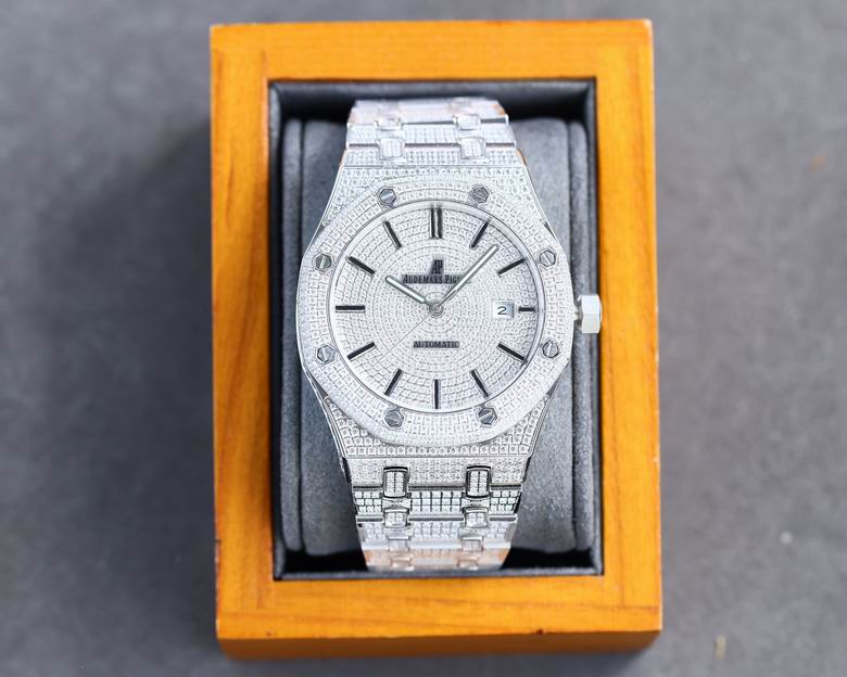 Audemars Piguet Royal Oak Selfwinding Iced Out Watch