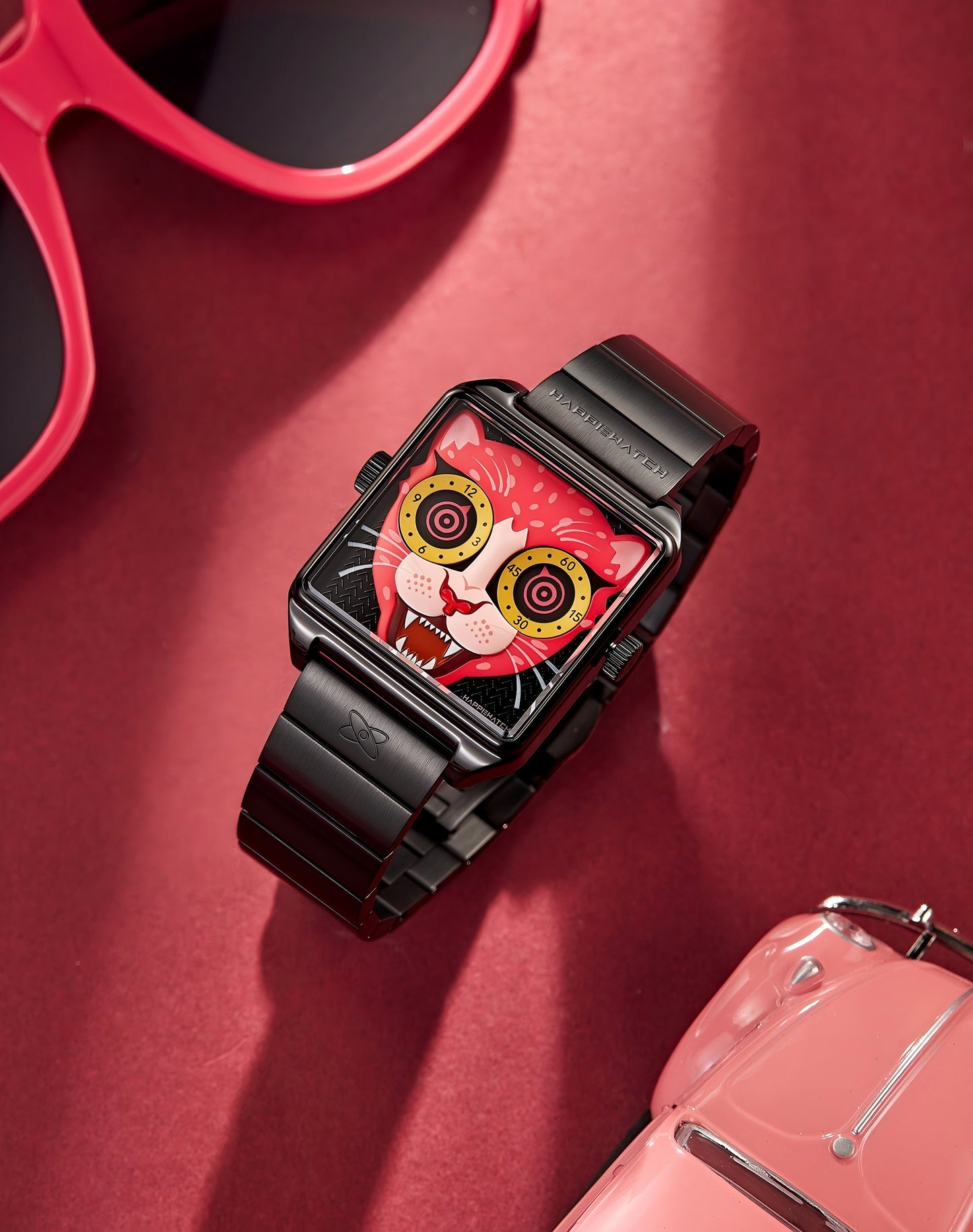 HappieWatch Pink Panther Spirit：Where Wild Style Meets Art