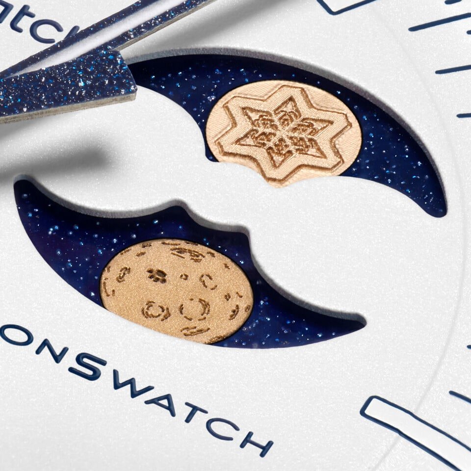 Swatch x Omega MISSION TO EARTHPHASE - MOONSHINE GOLD (SO33W701L)  Cold Moon