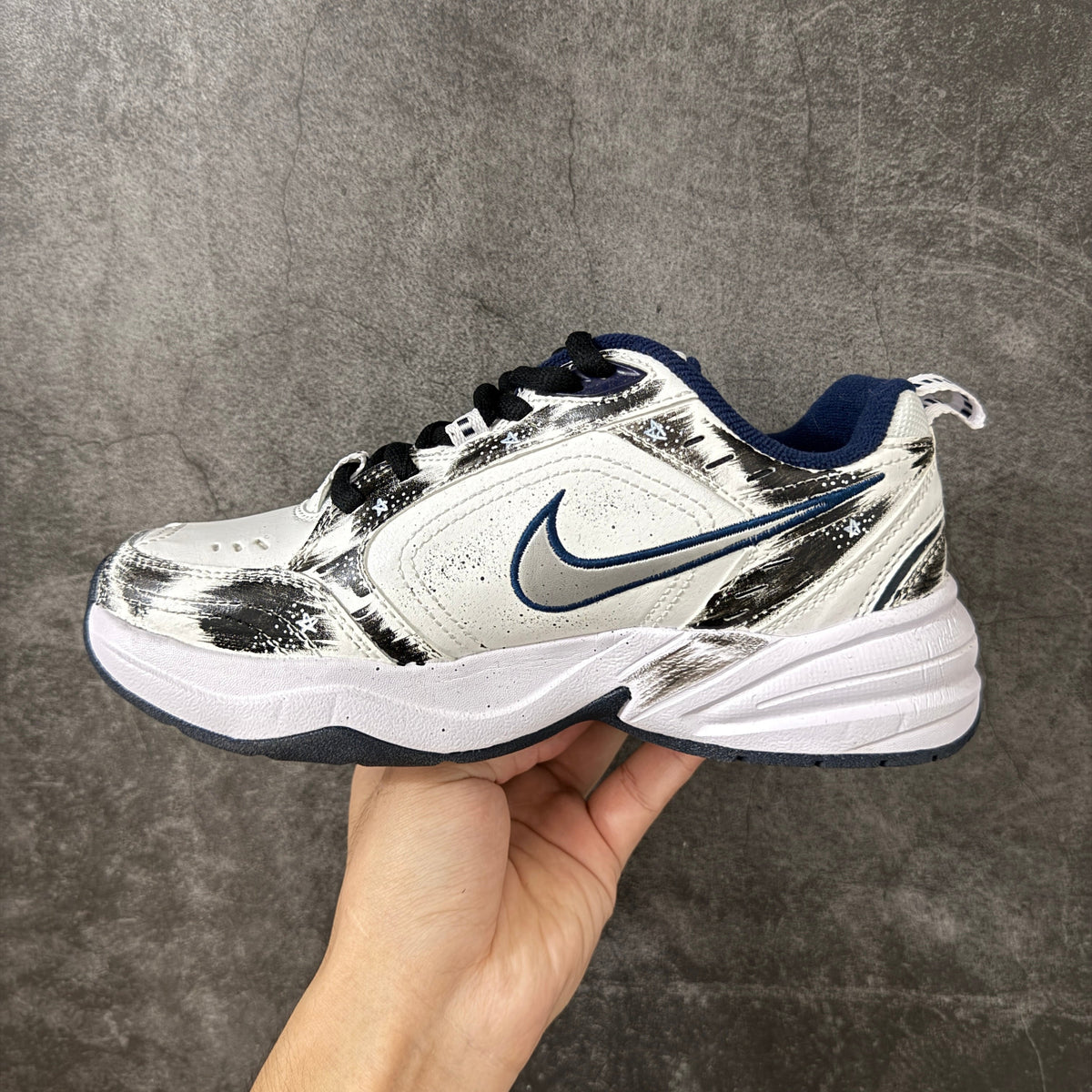 Air Monarch IV-415445-105