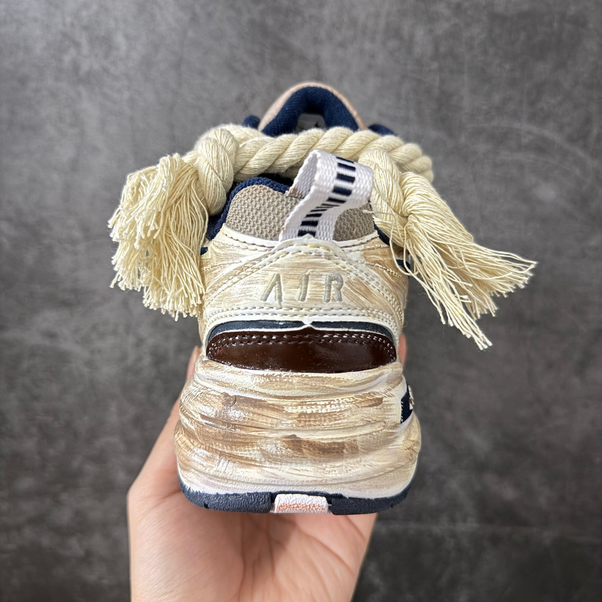 Air Monarch IV-415445-107
