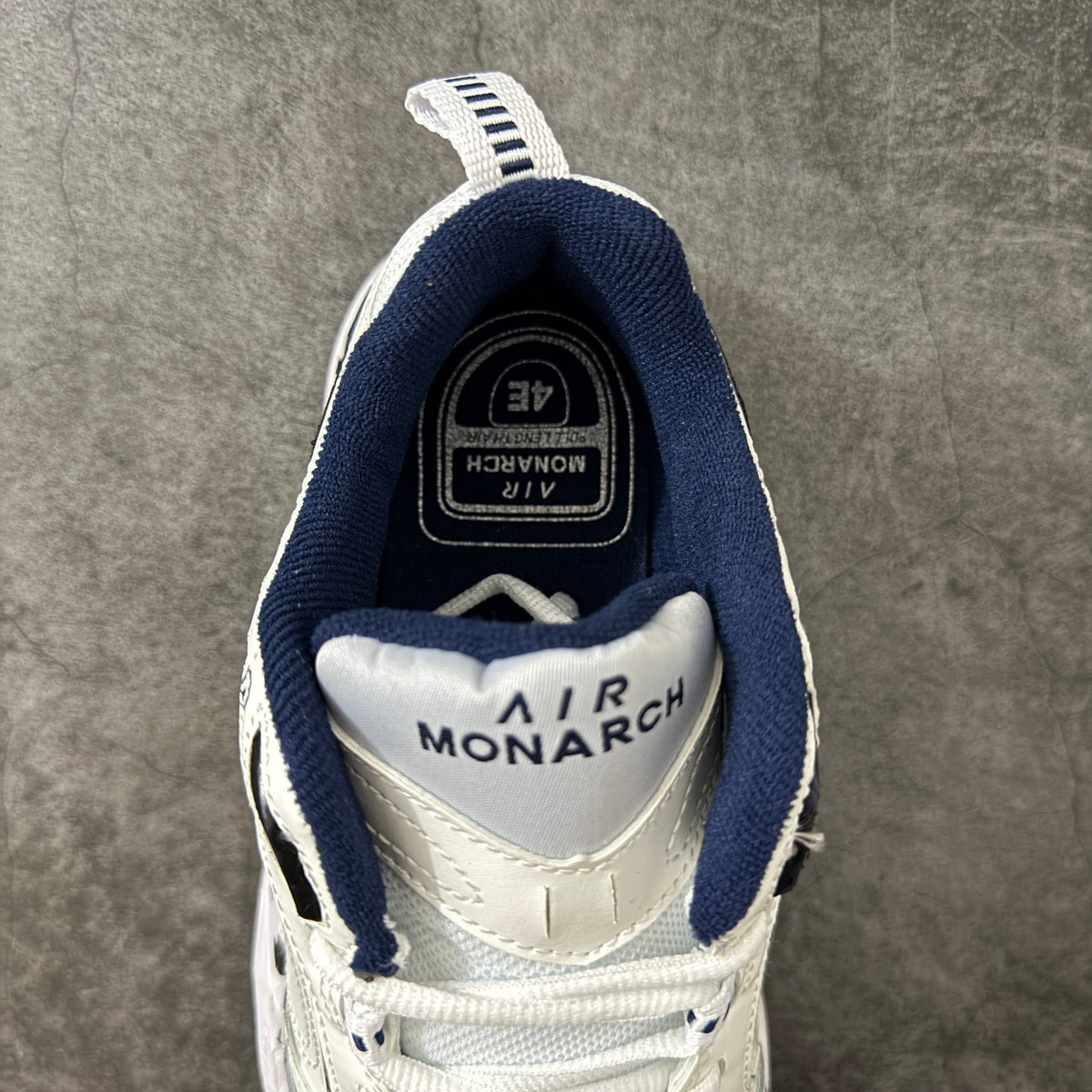 Air Monarch IV-415445-108